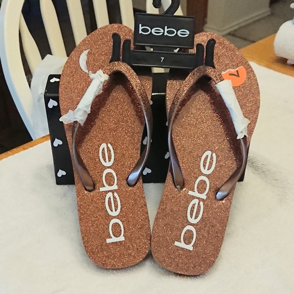 Bebe Flip-flops women's size 7 - Picture 8 of 12
